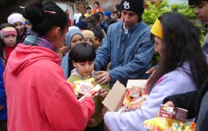 Ayuda Escolar – Día del Niño en la Escuela Municipal San Miguel de Fernando de la Mora – Asentamiento San Miguel